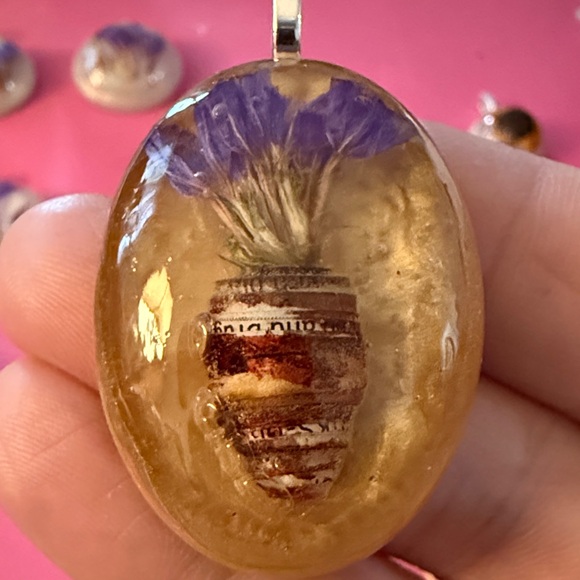 Unique Artisan Gold and Purple Floral Pendant Necklace - Picture 7 of 8